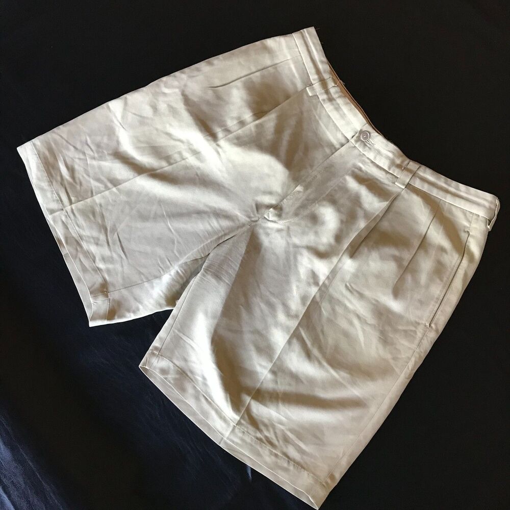 Tommy Bahama Shorts Mens Sz L / 35 Tan 100% Silk Pleated Relaxed Fit Casual Soft